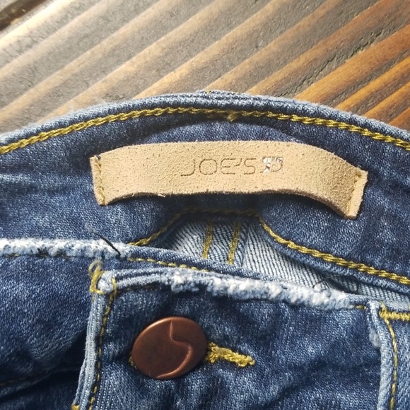 Joe's Jeans Distressed Mayra Skinny Cut - Picture 2 of 4